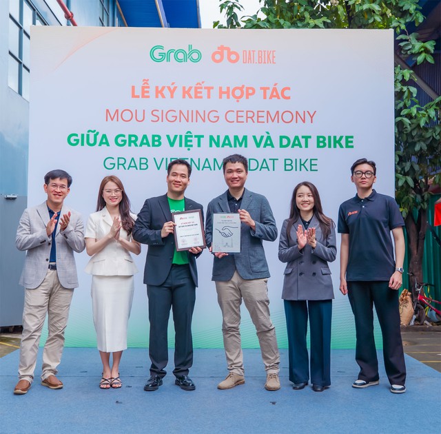 Grab bắt tay Dat Bike: Phổ cập xe điện bằng "người kiểm chứng" kh&oacute; t&iacute;nh nhất - Ảnh 1.