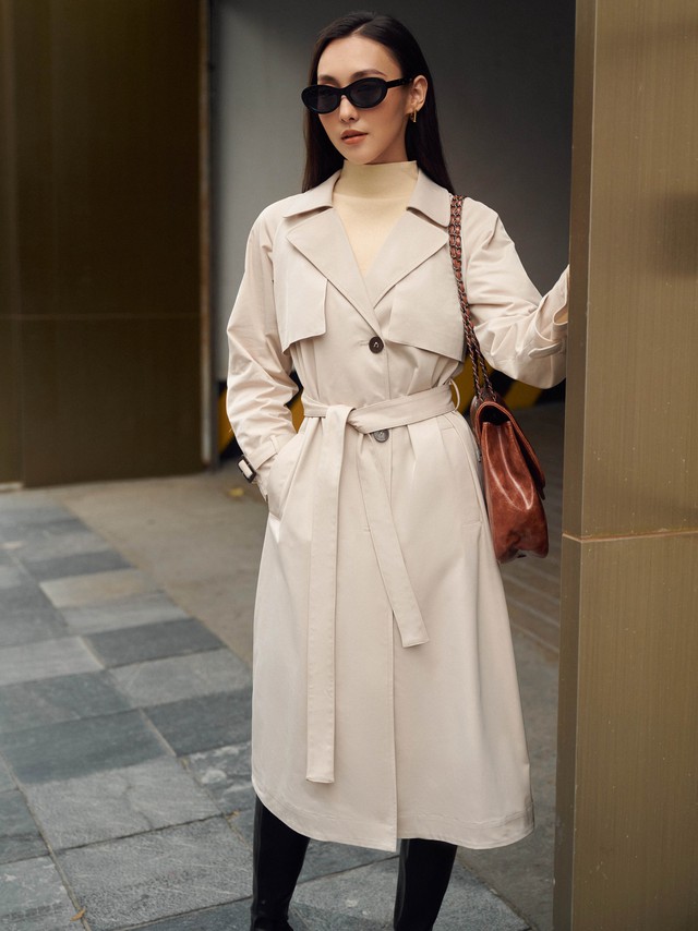 Áo trench coat giúp nàng 'thăng hạng' phong cách ngày thu đông- Ảnh 2. Áo trench coat giúp nàng 'thăng hạng' phong cách ngày thu đông- Ảnh 2.
