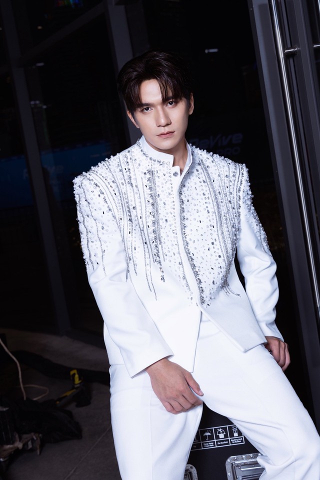 Cuộc sống của Đỗ Nhật Hoàng ra sao sau dự án đạt 700 tỉ đồng? - Ảnh 1.