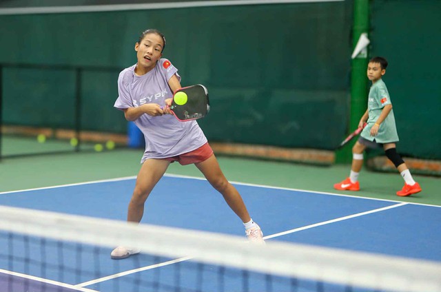D&agrave;n 'sao mai' pickleball Việt Nam dự giải trẻ thế giới tại Mỹ- Ảnh 1.