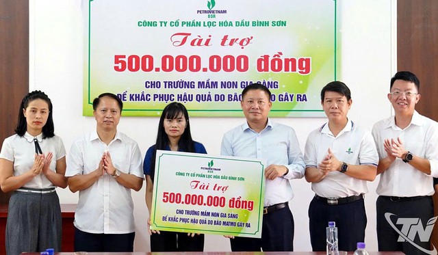 Những tấm l&ograve;ng BSR đến với người d&acirc;n v&ugrave;ng lũ - Ảnh 5.