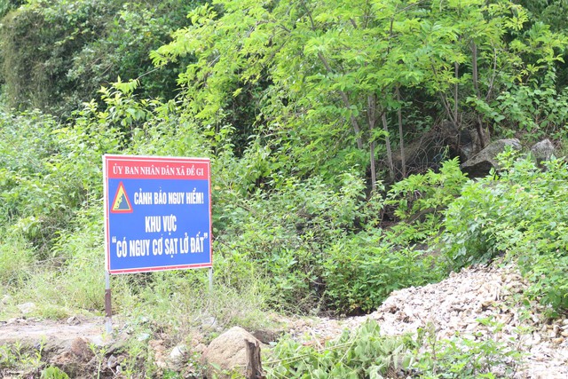 Lên kịch bản sơ tán hơn 12 vạn người để ứng phó bão Kalmaegi - Ảnh 1.