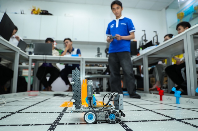 Tăng tuổi nghỉ hưu hay nâng chất lượng lao động trẻ? - Ảnh 2.