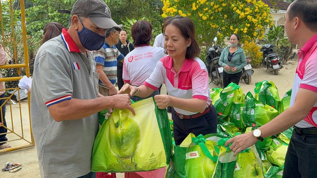 Saigon Co.op lan tỏa gi&aacute; trị &lsquo;M&igrave;nh v&igrave; mọi người-Mọi người v&igrave; m&igrave;nh&rsquo; giữa b&atilde;o lũ - Ảnh 4.