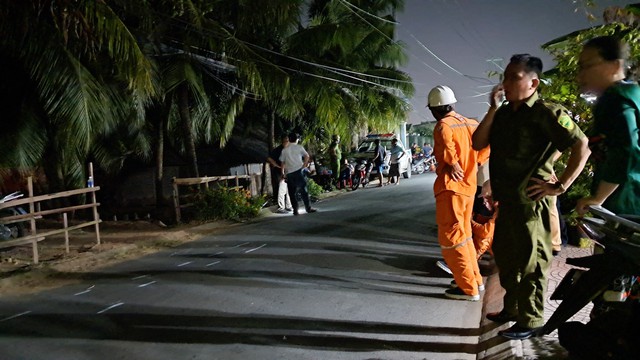 Đồng Tháp: Vướng dây điện thòng xuống đường, một cán bộ công an tử vong- Ảnh 1. Đồng Tháp: Vướng dây điện thòng xuống đường, một cán bộ công an tử vong- Ảnh 1.