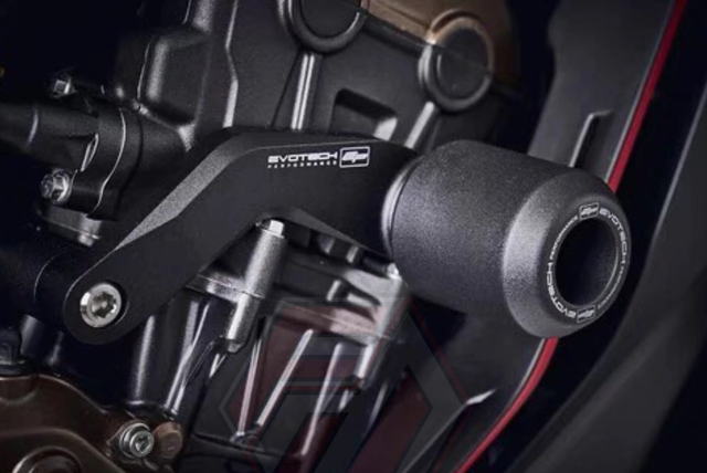 3 lưu ý khi mua gù chống đổ cho mô tô, xe máy - Ảnh 3. 3 lưu ý khi mua gù chống đổ cho mô tô, xe máy - Ảnh 3.