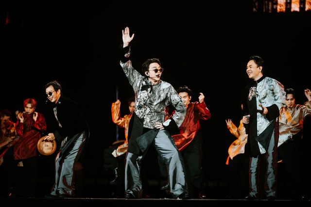 Soobin ch&aacute;y hết m&igrave;nh trong concert, c&ugrave;ng fan quy&ecirc;n g&oacute;p hơn 1,2 tỉ đồng cho miền Trung- Ảnh 5.