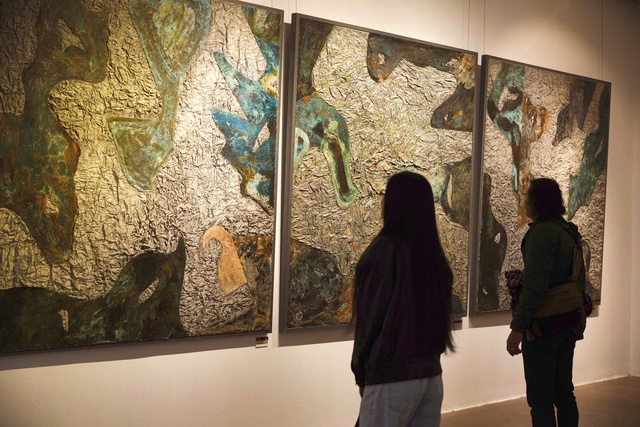 Tranh của Đinh Phong khiến họa sĩ Th&agrave;nh Chương rung động- Ảnh 4.