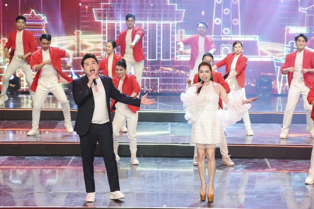 'Sao mai' Nguyễn Ngọc Anh 'đọ giọng' với chồng trẻ- Ảnh 1.