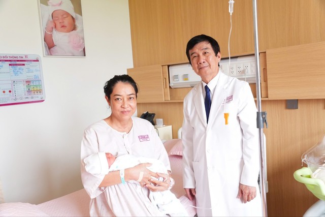 TP.HCM: Bệnh viện Phương Nam xử tr&iacute; th&agrave;nh c&ocirc;ng ca thai kỳ nguy cơ cao, hiếm gặp - Ảnh 1.