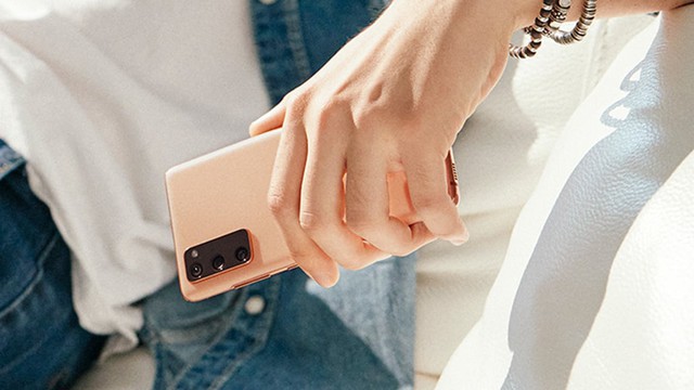 Đã đến lúc người dùng cẩn thận khi sử dụng những điện thoại Galaxy này - Ảnh 1.