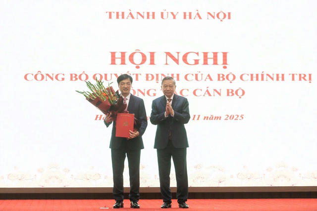 &Ocirc;ng Nguyễn Duy Ngọc l&agrave;m B&iacute; thư Th&agrave;nh ủy H&agrave; Nội - Ảnh 1.