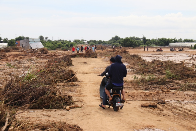 Nơi làm dự án Trang Trại Việt có được phép xây dựng hồ chứa nước không? - Ảnh 4. Nơi làm dự án Trang Trại Việt có được phép xây dựng hồ chứa nước không? - Ảnh 4.