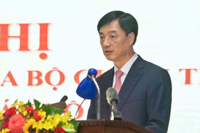 Tân Bí thư Hà Nội: 'Tôi trở về với tâm nguyện được hiến dâng cho thủ đô'- Ảnh 1. Tân Bí thư Hà Nội: 'Tôi trở về với tâm nguyện được hiến dâng cho thủ đô'- Ảnh 1.