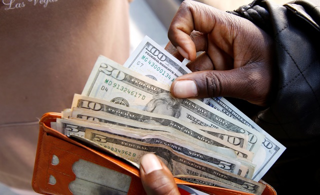 Những Gen Z coi tiền mặt là ‘lạc hậu’ - Ảnh 1.