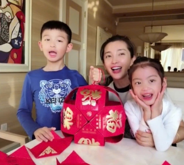 L&yacute; Băng Băng để lại 140 triệu USD cho ch&aacute;u, quyết kh&ocirc;ng kết h&ocirc;n - Ảnh 2.