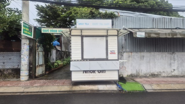 Những chiếc xe b&aacute;n h&agrave;ng lưu động&hellip; đứng b&aacute;nh - Ảnh 4.