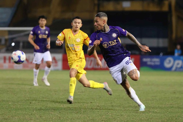 L&agrave;n gi&oacute; trong l&agrave;nh mang t&ecirc;n Harry Kewell, CLB H&agrave; Nội đang hồi sinh&hellip;
- Ảnh 8.