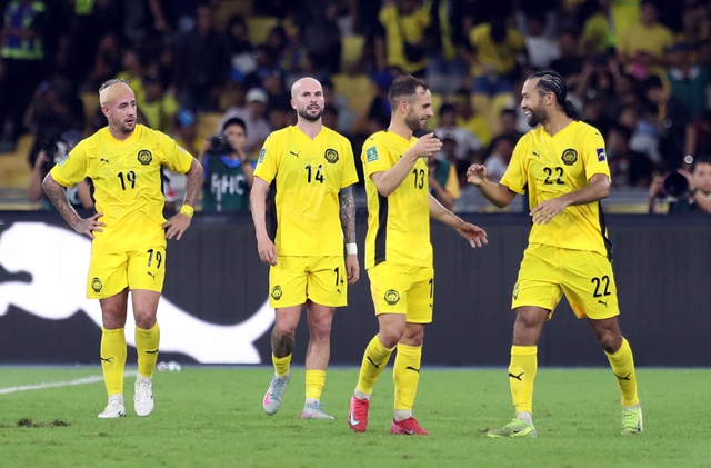 Chưa xong &aacute;n FIFA, b&oacute;ng đ&aacute; Malaysia đ&atilde; đặt mục ti&ecirc;u khủng: &lsquo;Dự World Cup li&ecirc;n tục&rsquo;- Ảnh 2.