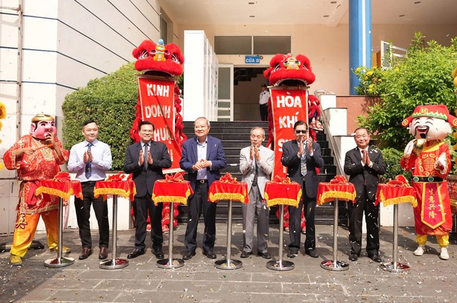 Hội chợ quốc tế trang sức Việt Nam thu hút 35 thương hiệu trong và ngoài nước- Ảnh 1.