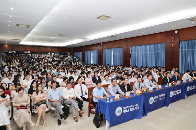 125 đề tài sinh viên tranh tài giải thưởng KH-CN toàn quốc tại Khánh Hòa - Ảnh 2. 125 đề tài sinh viên tranh tài giải thưởng KH-CN toàn quốc tại Khánh Hòa - Ảnh 2.