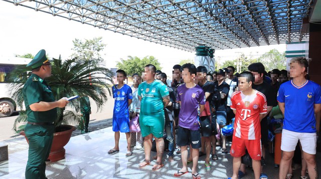 Lời kể r&ugrave;ng rợn của người Việt Nam tho&aacute;t bẫy 'việc nhẹ lương cao' ở Campuchia- Ảnh 2.