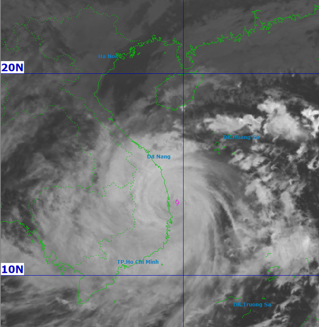 Bão số 13 đổ bộ vào Đà Nẵng - Khánh Hòa từ 18 giờ hôm nay - Ảnh 1. Bão số 13 đổ bộ vào Đà Nẵng - Khánh Hòa từ 18 giờ hôm nay - Ảnh 1.