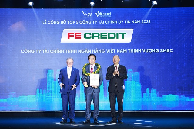 FE CREDIT - 15 năm tự hào, tiếp sức triệu ước mơ- Ảnh 2. FE CREDIT - 15 năm tự hào, tiếp sức triệu ước mơ- Ảnh 2.
