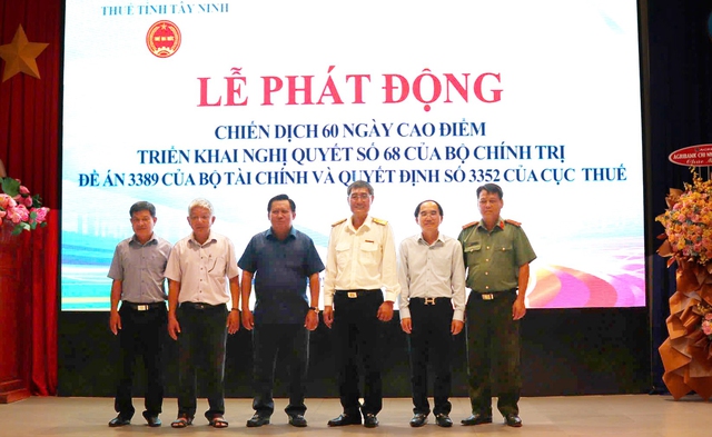 60 ngày cao điểm: Tây Ninh xóa bỏ thuế khoán, thúc đẩy kinh tế tư nhân- Ảnh 1. 60 ngày cao điểm: Tây Ninh xóa bỏ thuế khoán, thúc đẩy kinh tế tư nhân- Ảnh 1.