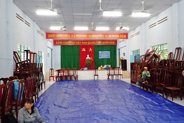 Khánh Hòa di tản khẩn 200 hộ dân ở P.Nam Nha Trang tránh bão số 13 Kalmaegi - Ảnh 7.