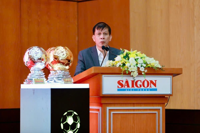 Đề cử Quả bóng vàng Việt Nam: Thủ môn 1,91 m của HAGL có tên, vắng bóng Xuân Son - Ảnh 2. Đề cử Quả bóng vàng Việt Nam: Thủ môn 1,91 m của HAGL có tên, vắng bóng Xuân Son - Ảnh 2.