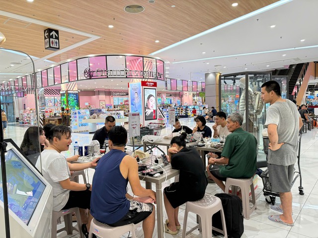 Giải mã 'thiết kế đỉnh' của Aeon Mall Huế: 'Trạm trú ẩn' an toàn giữa lũ lịchsử- Ảnh 2. Giải mã 'thiết kế đỉnh' của Aeon Mall Huế: 'Trạm trú ẩn' an toàn giữa lũ lịchsử- Ảnh 2.