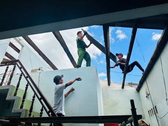 Bão Kalmaegi thổi bay 5.000 tỉ đồng, Gia Lai vẫn không để dân đói rét - Ảnh 3.