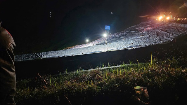 Lâm Đồng di dời khẩn cấp gần 100 hộ dân trước nguy cơ vỡ hồ Cay An - Ảnh 4.