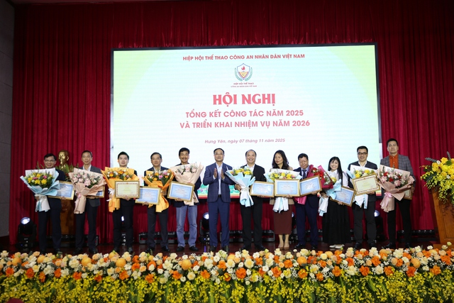 Thể thao CAND Việt Nam thành công rực rỡ, đạt 620 huy chương trong năm 2025- Ảnh 3. Thể thao CAND Việt Nam thành công rực rỡ, đạt 620 huy chương trong năm 2025- Ảnh 3.