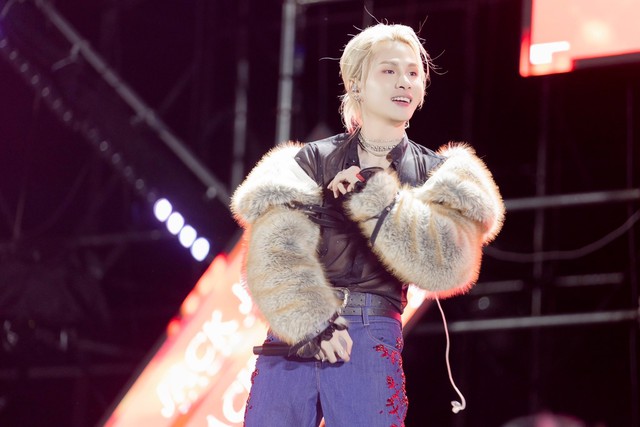 Jack bị phạt 55 triệu đồng và đình chỉ 9 tháng vì màn trình diễn phản cảm - Ảnh 1. Jack bị phạt 55 triệu đồng và đình chỉ 9 tháng vì màn trình diễn phản cảm - Ảnh 1.