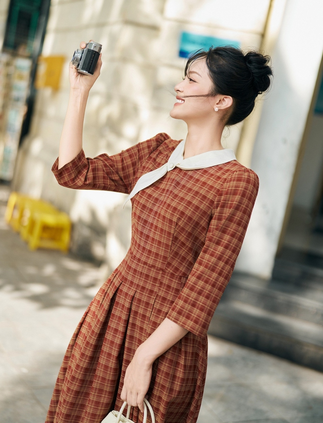 Những gam màu ai cũng mặc vào mùa thu Những gam màu ai cũng mặc vào mùa thu- Ảnh 3.