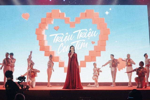 Võ Hạ Trâm: Chồng Ấn Độ gánh bớt việc nhà, chăm con để tôi toàn tâm đi - Ảnh 2.