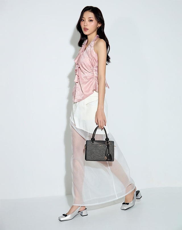 Khi xăng đan, giày cao gót định hình thần thái phái đẹp- Ảnh 8.