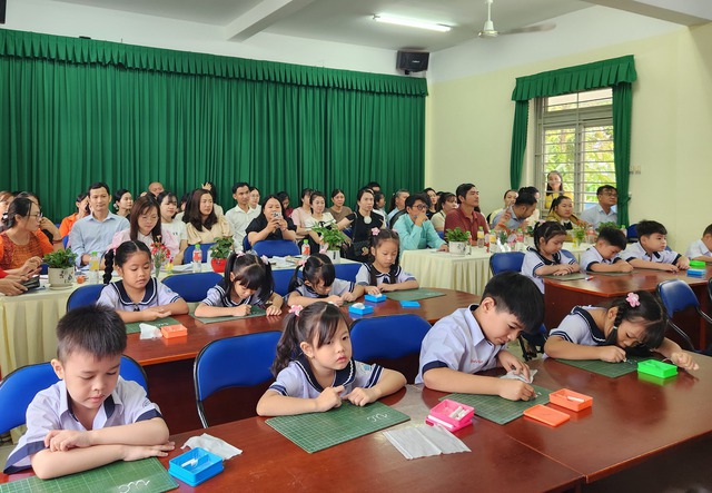 - Ảnh 2. - Ảnh 2.