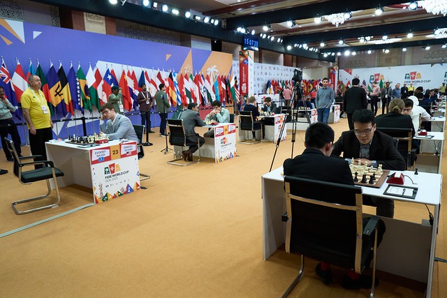 Giữ vững ưu thế, Lê Quang Liêm đoạt vé vào vòng 4 World Cup cờ vua 2025- Ảnh 2.