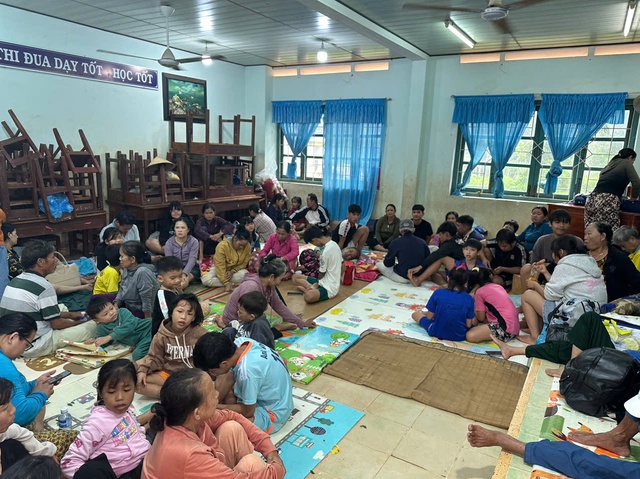 Sơ tán dân tránh bão Kalmaegi là cuộc di dời lớn nhất lịch sử tỉnh Gia Lai- Ảnh 2.