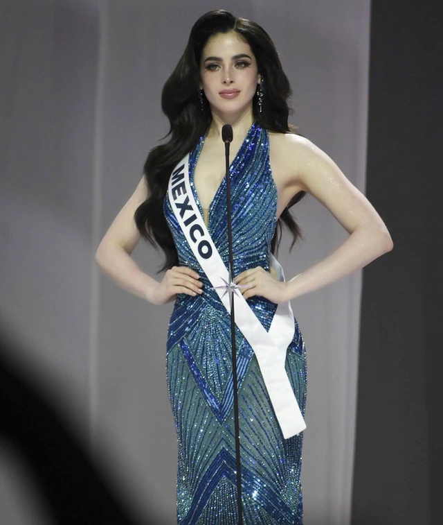 Ông Nawat bật khóc, xin lỗi vì drama liên quan đến Hoa hậu Hoàn vũ 2025 - Ảnh 2.