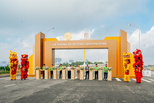 Thông xe con đường giúp giảm kẹt xe cho cả khu vực phía đông TP.HCM- Ảnh 1. Thông xe con đường giúp giảm kẹt xe cho cả khu vực phía đông TP.HCM- Ảnh 1.