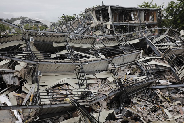 Myanmar phá dỡ gần 150 tòa nhà trong khu phức hợp lừa đảo KK Park- Ảnh 1. Myanmar phá dỡ gần 150 tòa nhà trong khu phức hợp lừa đảo KK Park- Ảnh 1.