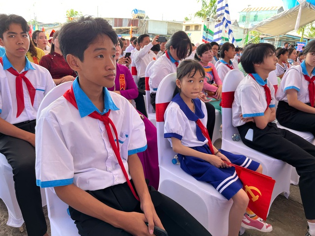 - Ảnh 4. - Ảnh 4.