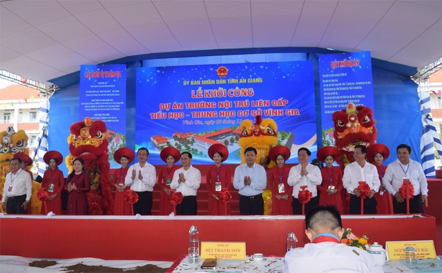 - Ảnh 1. - Ảnh 1.