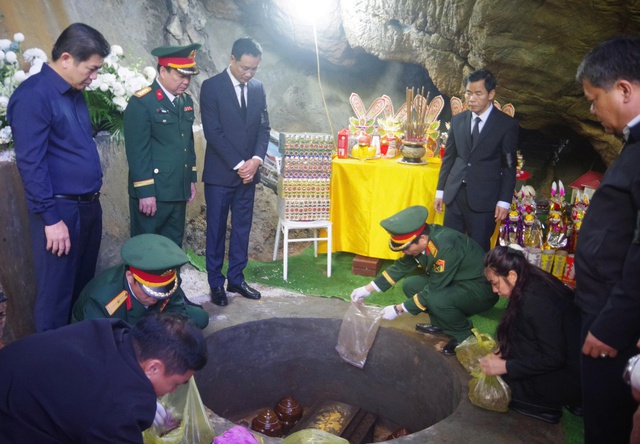 - Ảnh 3. - Ảnh 3.