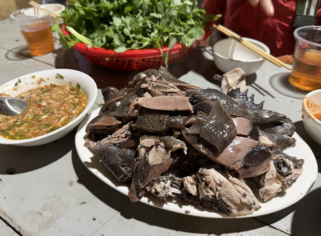 ផ្សារ​បាក់​ហា 'ឋានសួគ៌​ធ្វើ​ម្ហូប' រង​ការ​រិះគន់​ថា​ថ្លៃ? - រូបថត ៨.