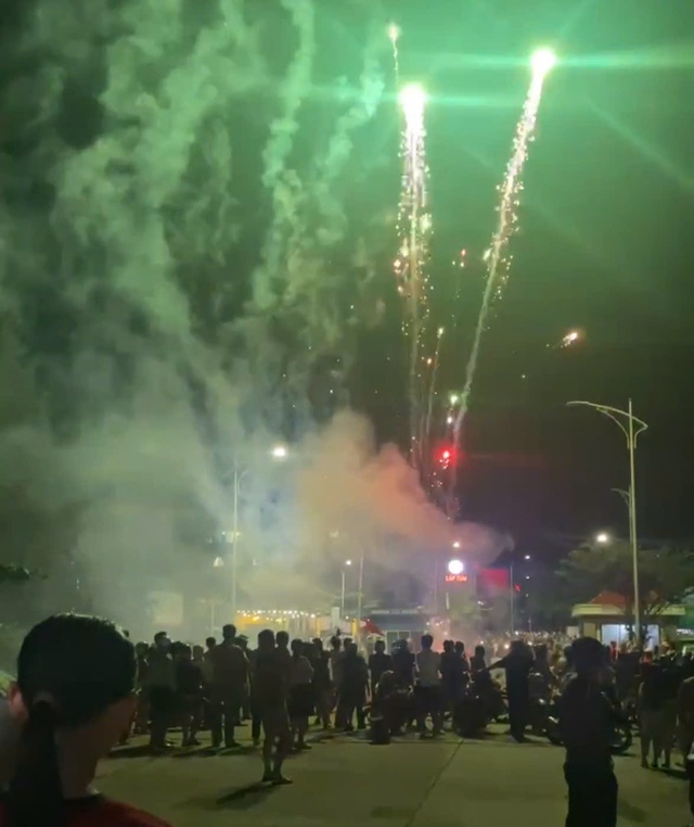 3 người mất tích ở biển Lý Sơn: Ăn nửa quả táo thối để cầm cự - Ảnh 7.